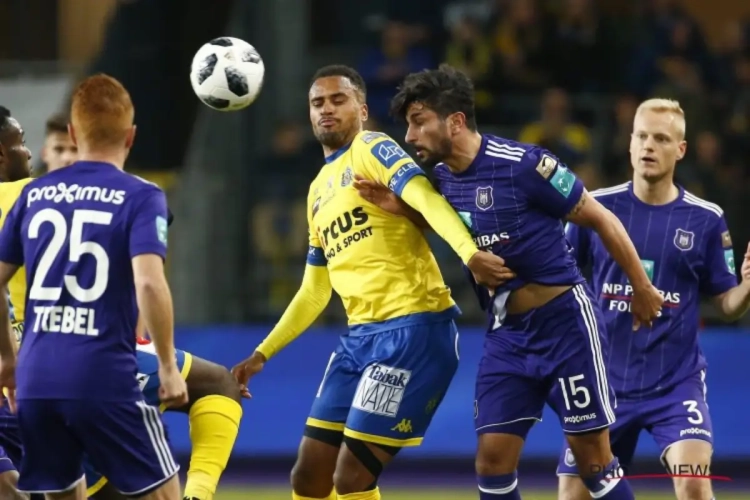 Thelin over 'thuis' scoren en de mogelijkheid om terug te keren