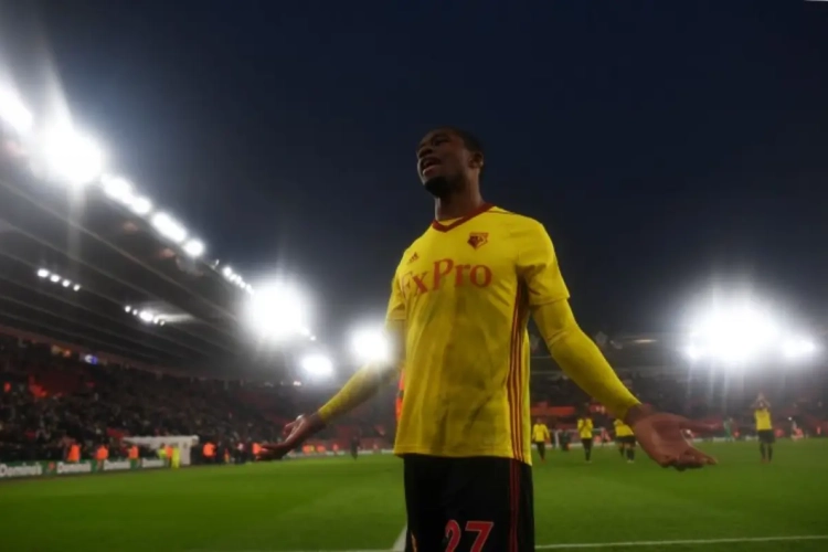 Kabasele reageert via Twitter op zijn discussie met de Watford-fans