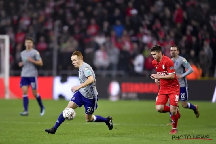 ? Wat met speeldag 8 in de play-offs? "Als twee honden vechten om een been, loopt Sa Pinto er mee heen"