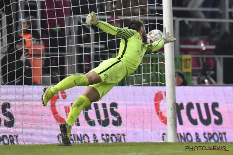 'Standard, Anderlecht en Club Brugge willen hem, maar ook het buitenland lonkt plots'