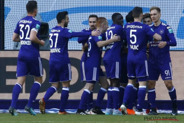 Vanhaezebrouck neemt besluit en voert weer iets nieuws in bij Anderlecht