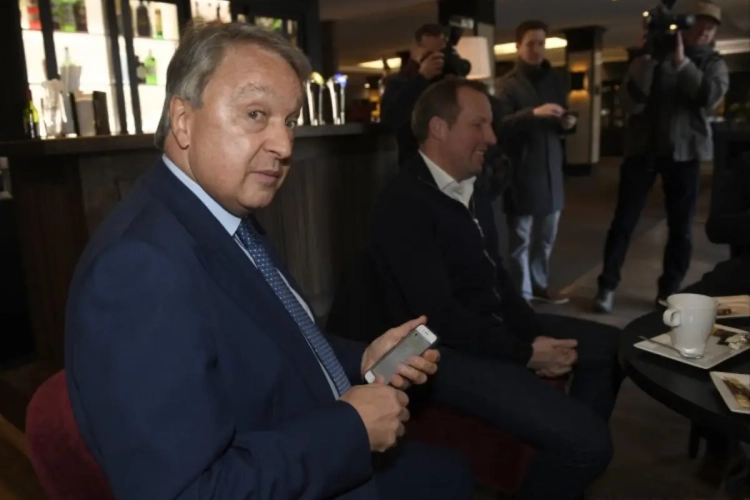 Supporters keren zich ook tegen Van Holsbeeck, uitspraken Coucke zijn daar niet vreemd aan