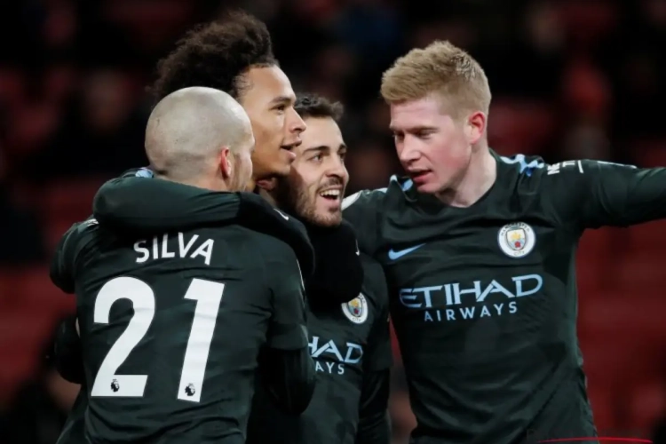 Ontembaar Manchester City legt Arsenal op een halfuurtje over de knie