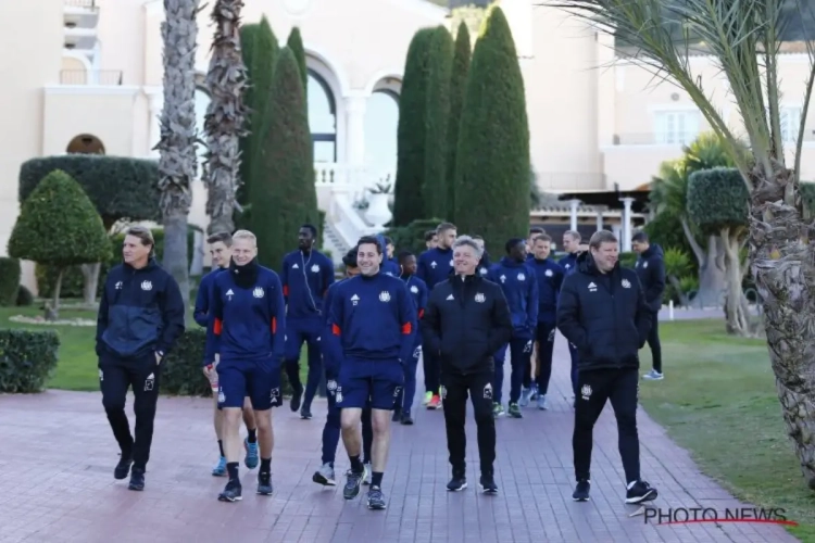 Paars-wit heeft hoop: Najar doet alles mee, ook meer nieuws over Spajic