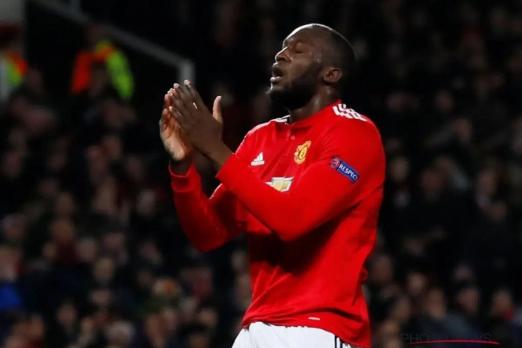 Fail van de dag: Manchester United start verkoop van nieuwe truitjes met topschutter 'Lakaku' als uithangbord