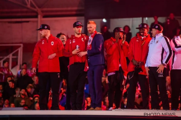 Geoffry Hairemans kijk terug op unieke moment in zijn Antwerp-carrière: "Wij waren op dat moment al zat"