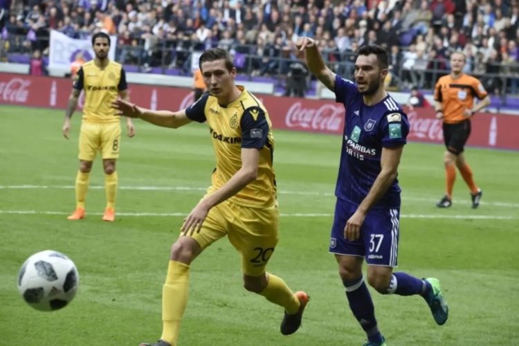 Ivan Leko komt terug op penaltyfase met Vanaken: "Als je de ballen hebt om goal af te keuren, moet je ook de ballen hebben om te zeggen dat het penalty was"