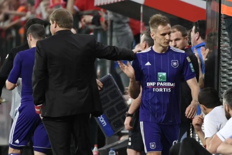 Teodorczyk heeft de boter gefret na nederlaag op Standard: "Hij is het zelf ook beu, zo lijkt het"