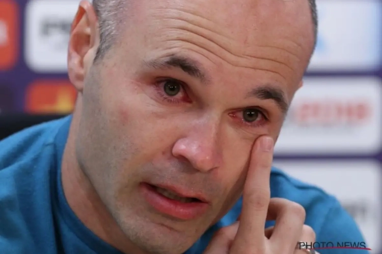 ? OFFICIEEL: Andres Iniesta brengt zichzelf en hele perszaal aan het huilen met beslissing over zijn toekomst