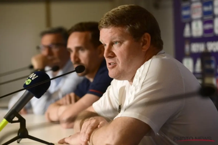Anderlecht-coach Vanhaezebrouck reageert op de stevige insinuaties van Club Brugge-voorzitter Verhaeghe