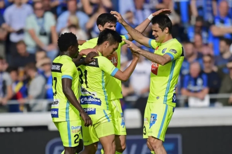 Makelaar van voor WK gepasseerde Kubo kan niet lachen met "Ongewone gang van zaken" bij Japanse nationale ploeg 