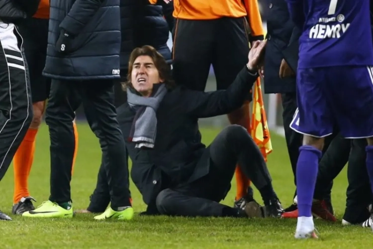 Gedrag van Sá Pinto viel ook bij fans niet altijd in goede aarde: "Daar had ik het wel moeilijk mee, omdat je dan toch weer 'efkes' wordt uitgelachen"