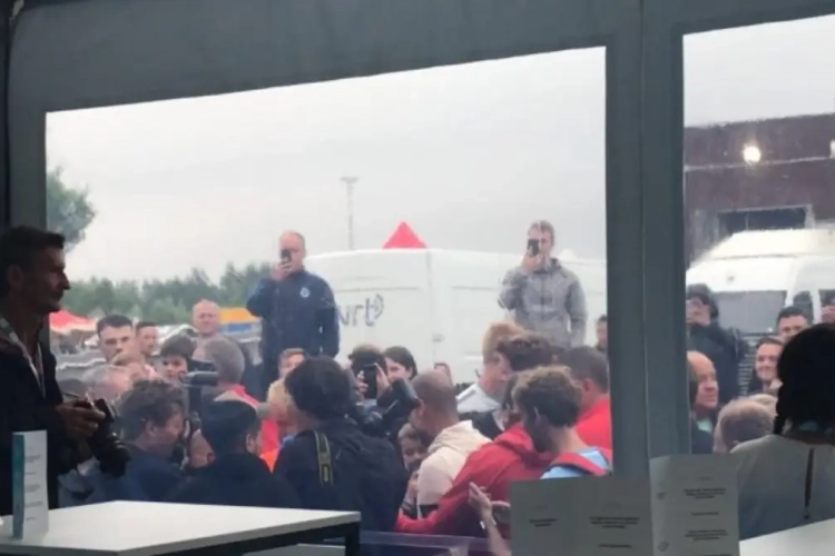 ? Drongen loopt storm voor Pep Guardiola, maar die reageert hilarisch