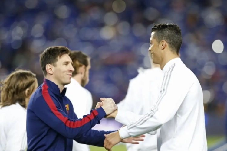 Grote namen ontbreken: 'Messi en Ronaldo niet genomineerd voor Gouden Bal, wie zijn de favorieten?'