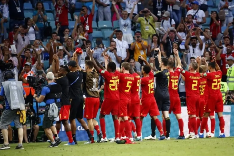 De eerste drie WK-punten zijn binnen en de eerste 'Devil of the Match' is bij dezen ook bekend