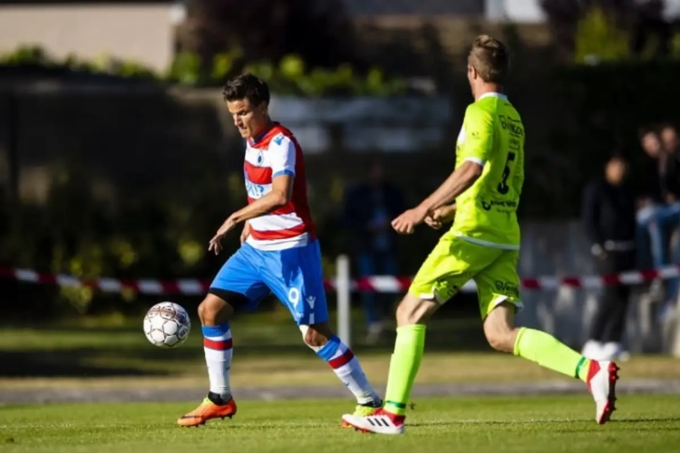 Wordt dit wél het seizoen van Jelle Vossen? Blauw-zwarte spits kon in ieder geval niet beter uit de startblokken schieten