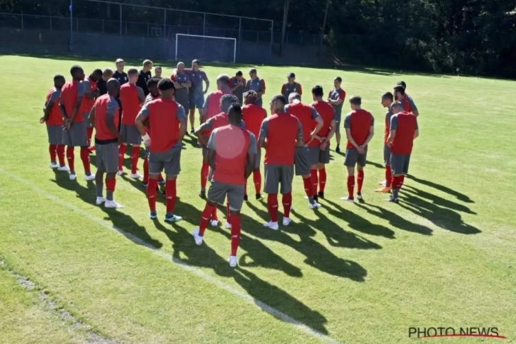 OFFICIEEL: Standard weet iedereen te verbazen en haalt goalgetter opnieuw in huis