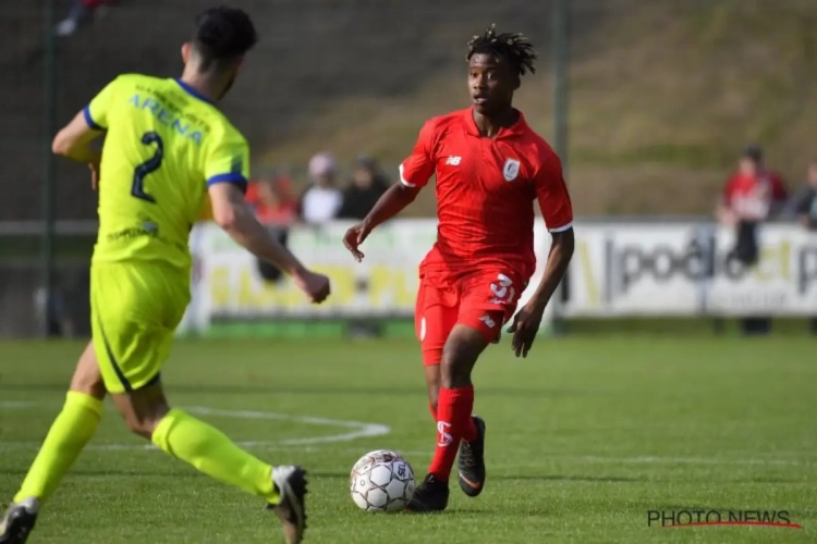 Anderlecht en Italiaanse clubs wilden hem, maar winger blijft Standard trouw en mag op speelkansen hopen