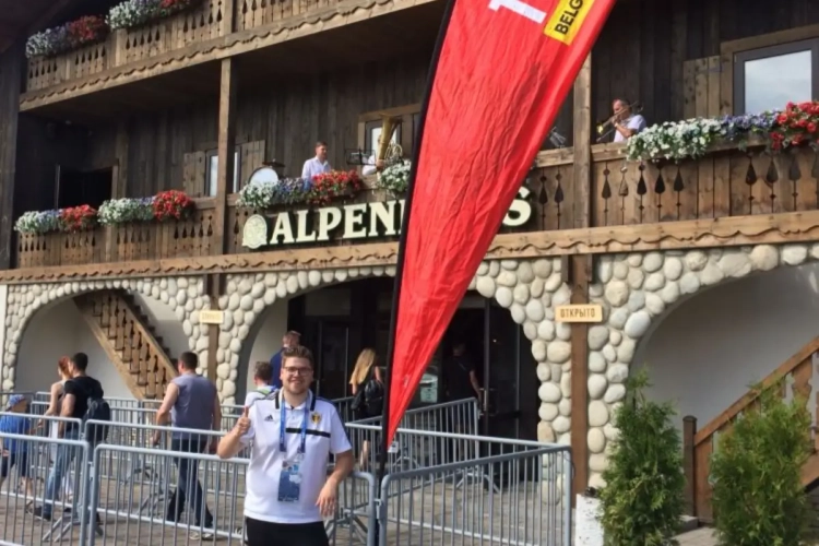 1895-voorzitter Tijs Cools blikt met grote tevredenheid terug op WK met Belgische fans: "Aantallen waren voor mij het minst belangrijk"