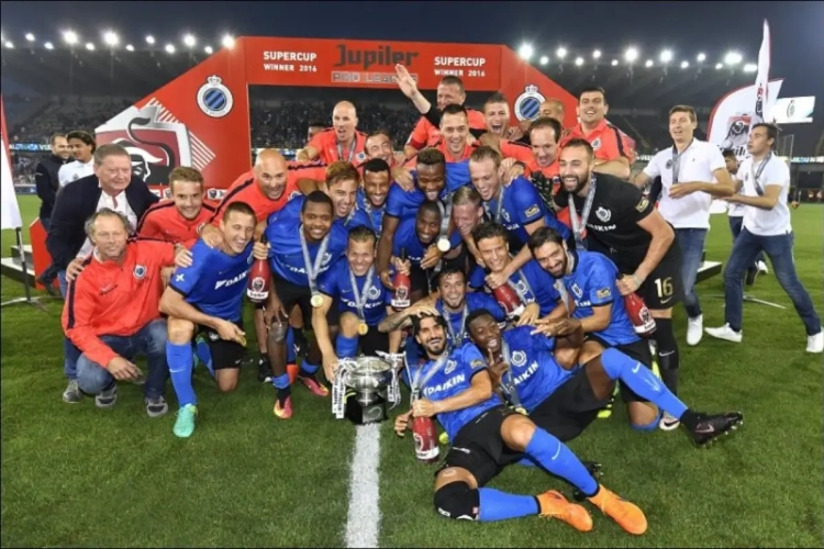 Lauwe belangstelling, supporter komt met opvallend idee: "Hou de Supercup dán en geef opbrengsten aan een goed doel" - wat denken jullie ervan?