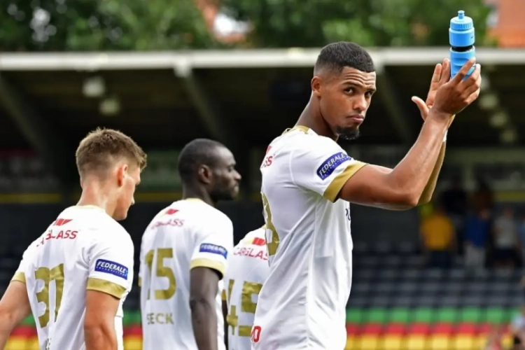 Genk-aanwinst Zinho Gano geeft toe: "Het was logischer om voor Standard te kiezen"