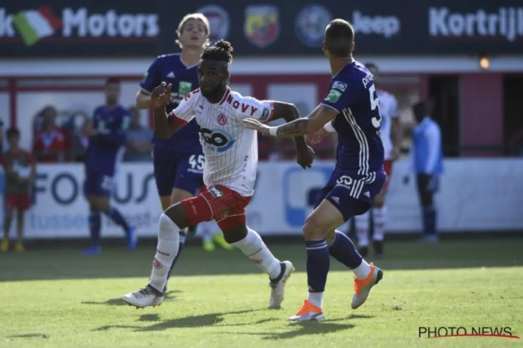 Mijmeren over waar het fout ging: Mboyo legt uit waar zijn transfer naar Anderlecht misliep