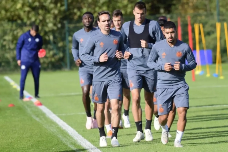 Ex-speler ziet dat Zagreb vanavond favoriet is: "Wij waren een bende winnaars, nu lijkt het een te brave vestiaire"