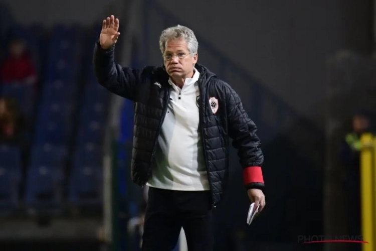 Terug naar Sclessin? Bölöni tackelt Standard: "Ik wilde een club met bestuurders die weten wat ze doen"