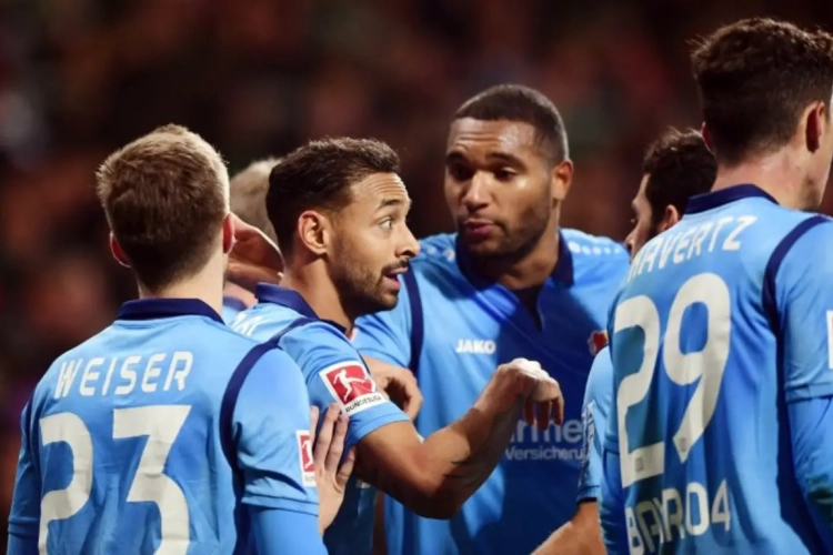 ? Wát een doelpuntenfestival: Werder en Leverkusen laten netten 8(!) keer trillen