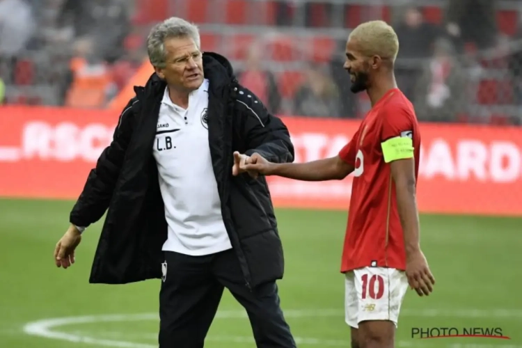 Bölöni niet te spreken over fluitconcerten voor Mbokani: "Zijn ze al vergeten dat híj hen de titel schonk?"