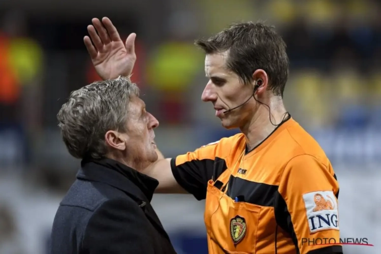 "Dit is niet ernstig meer": Er moet Francky Dury iets van het hart na vier(!) discutabele fasen in STVV - Zulte Waregem