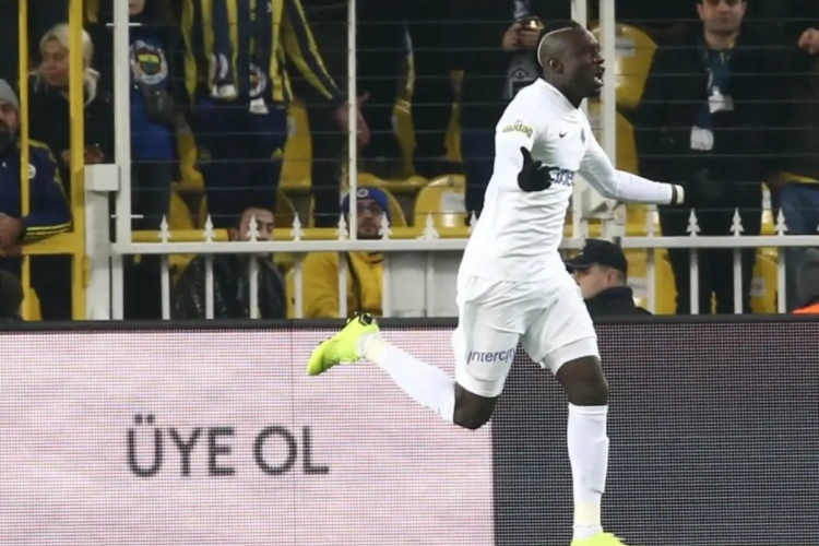 OFFICIEEL: Ex-spits van Westerlo en Lierse met 20 (!) goals realiseert toptransfer