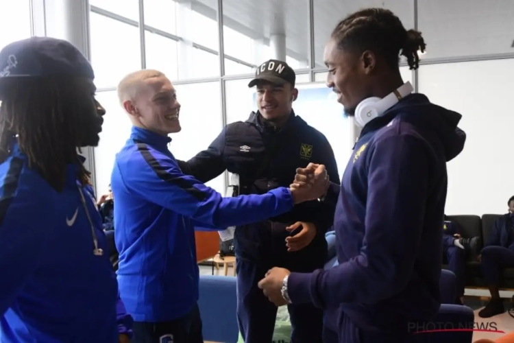 ? Opmerkelijk toeval: Genk en STVV zitten op hetzelfde vliegtuig, Casper De Norre dolt met zijn oude ploegmaats