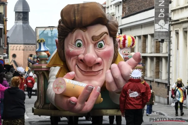 ? Ook operatie 'Propere Handen' passeerde de revue op Aalst carnaval
