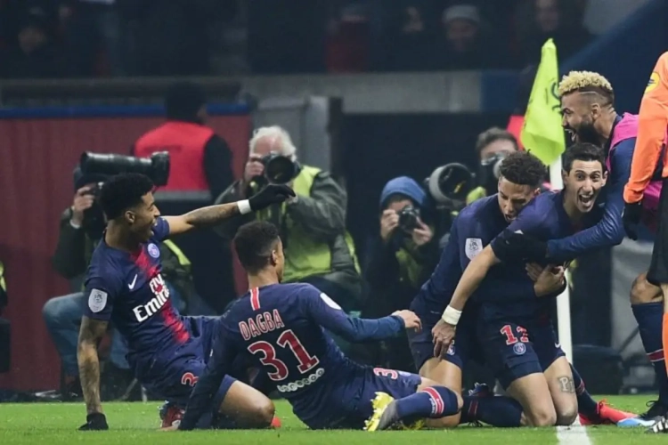 PSG begint zoals verwacht aan het seizoen met een eenvoudige overwinning 