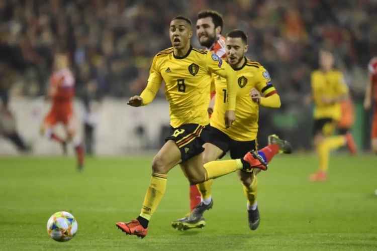 Tielemans titularis? "Dan moet Martinez toch zijn systeem wijzigen"