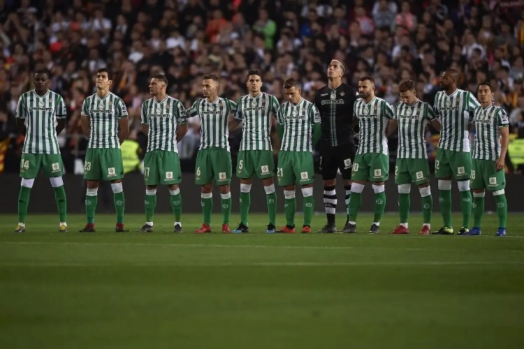 'JPL-kapitein trekt in wintermercato naar Spaanse topklasser'