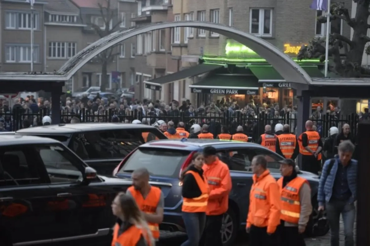 Het houdt maar niet op: Geschillencommissie legt Anderlecht maximumboete op na thuiswedstrijd tegen Standard