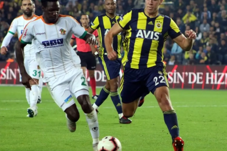 N'Sakala kan in juni gratis vertrekken uit Turkije: "Twee clubs uit de top-3 toonden interesse in me"