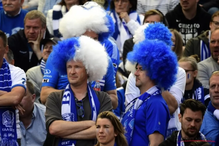 Sint-Pietersplein in Gent toch niet helemaal leeg na zuur verlies: "Speelt die DJ nu 'let it be'" & "Spelers vormen beter zelf een erehaag"