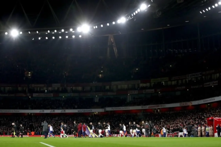 Wie grijpt de prijs in Bakoe? 