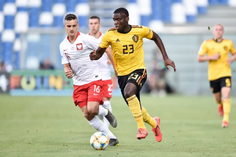 Olympique Lyon wil ver gaan (12M) voor Jonge Duivel