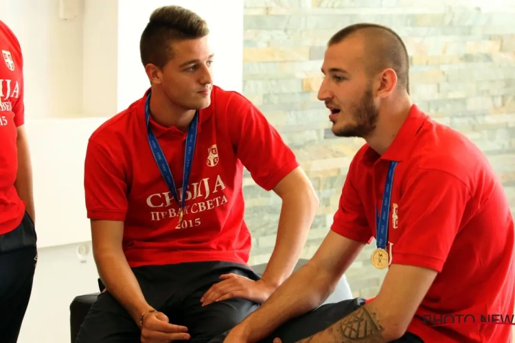 Standard bijna rond met broer Milinkovic-Savic