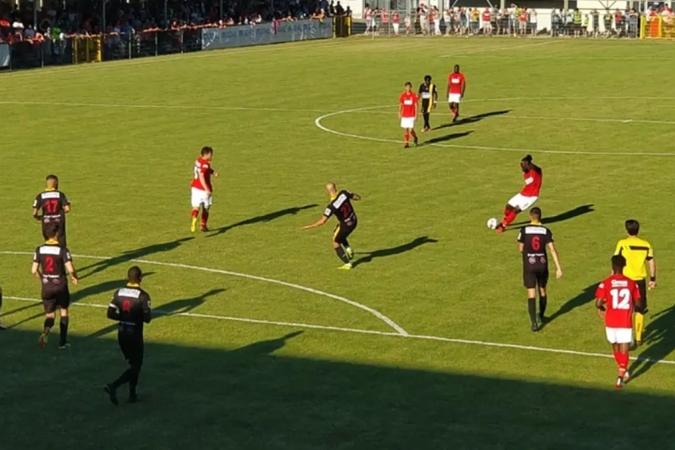 Standard haalt uit in oefenmatch