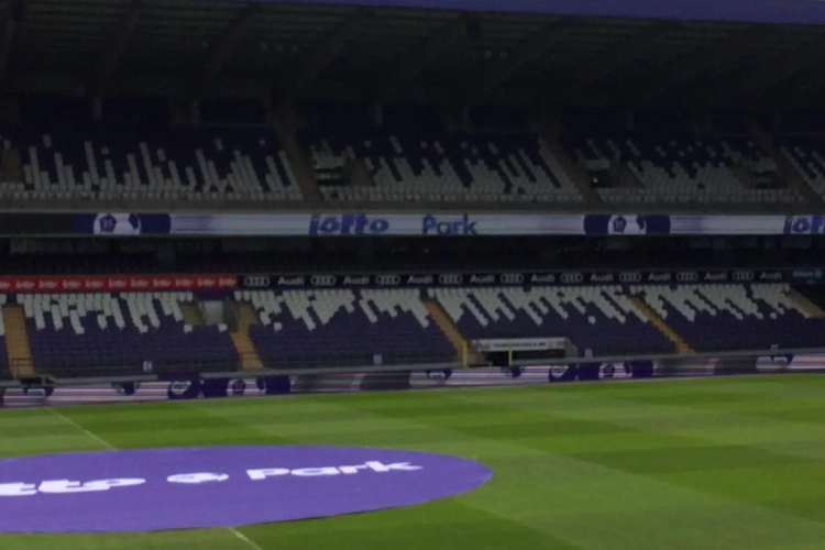 🎥 OFFICIEEL: Anderlecht doopt zijn stadion om naar Lotto Park met ritje door de geschiedenis