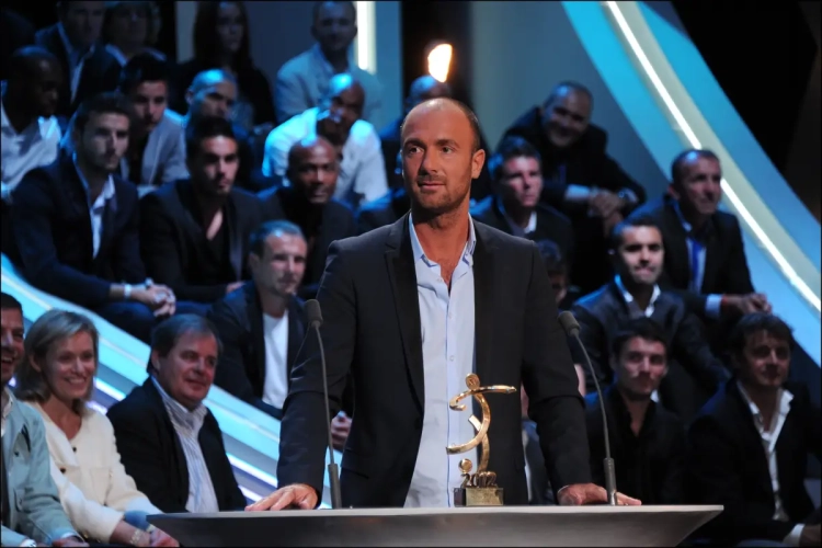 55-voudige Franse international  lacht met Rode Duivels: "Ze willen zo graag de coolste jongens van de klas zijn"