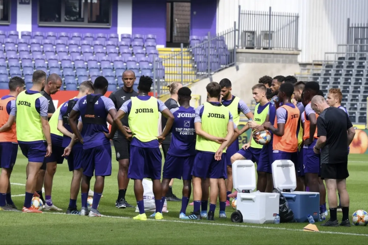 Anderlecht verliest een oefenpot tegen Moeskroen met het kleinste verschil