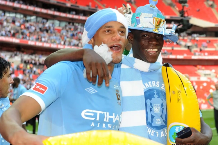 Hoe kies je spelers voor een all-stars game? "Zorg ervoor dat ze niet meer spelen" & "Balotelli zou moeten komen"