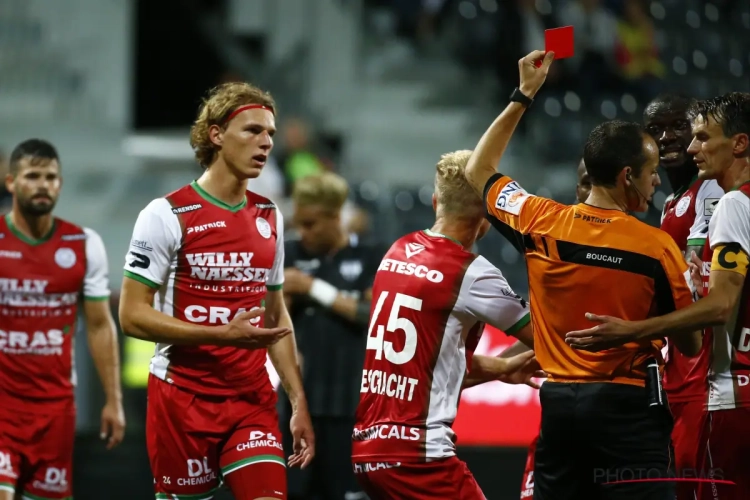 📷 Vreemde VAR-fase aan de Kehrweg: Pletinckx van Zulte Waregem krijgt rood... omdat hij geen strafschopfout maakt