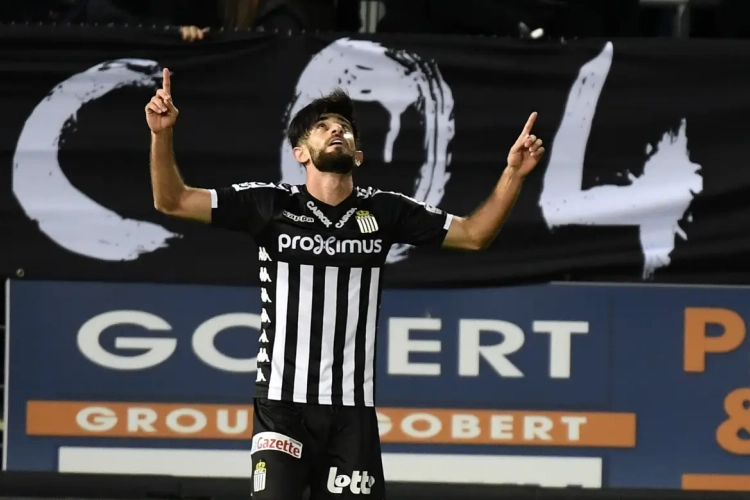 Discussie over truitjes voor Charleroi-Anderlecht: uiteindelijk toch compromis